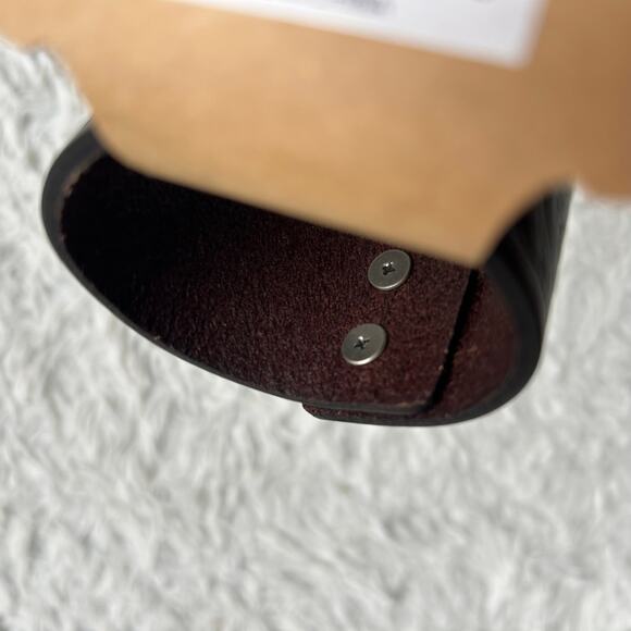 Justin Boots Dark Brown Tooled Genuine Leather Cuff Bracelet - Picture 4 of 4